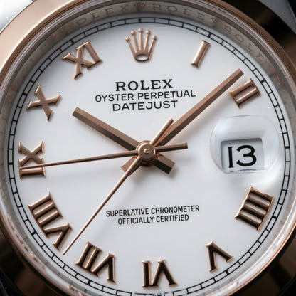 Close macro of the dial and bezel detail on the Datejust 41
