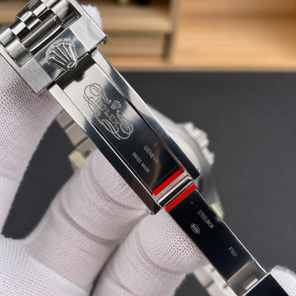 GMT Super Quality BatGirl Watch