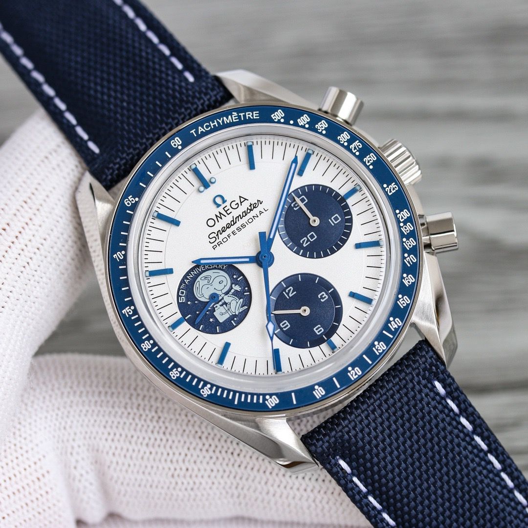 Omega Silver Snoopy Edition Super Quality