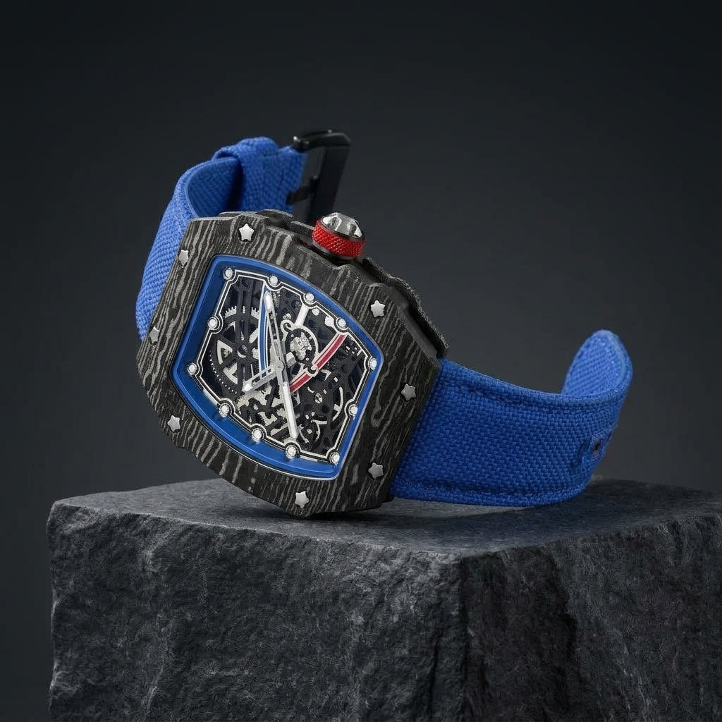 Three-quarter view showing the case profile and bracelet of the Le Monaco