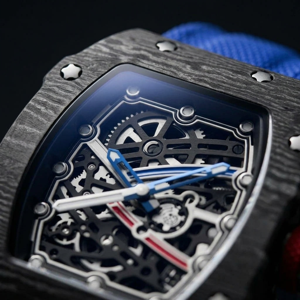 Close macro of the dial and bezel detail on the Le Monaco