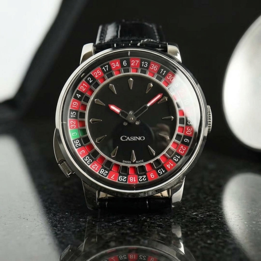 Close macro of the dial and bezel detail on the Roulette Wheel