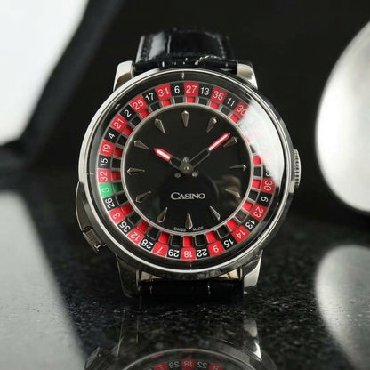 Close macro of the dial and bezel detail on the Roulette Wheel