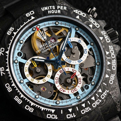 Macro of the skeletonised movement and the tachymeter bezel